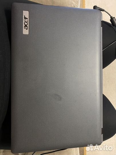 Ноутбук Acer pew71