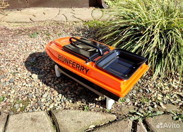 Прикормочный карповый кораблик Ранферри Atom