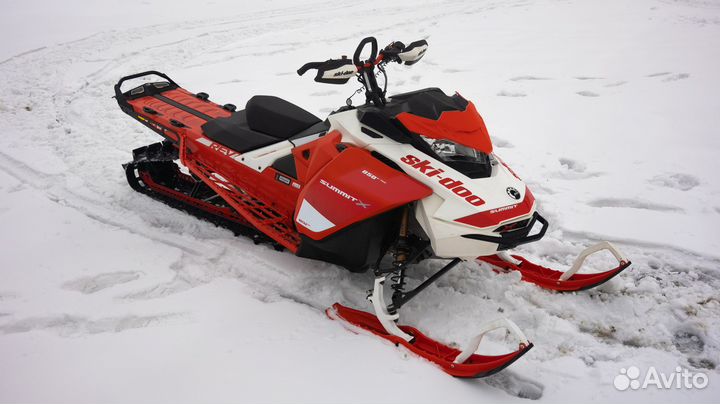2020 BRP Ski-Doo Summit Expert 850 165