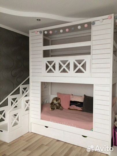 Двухъярусная кровать домик, лестница комод