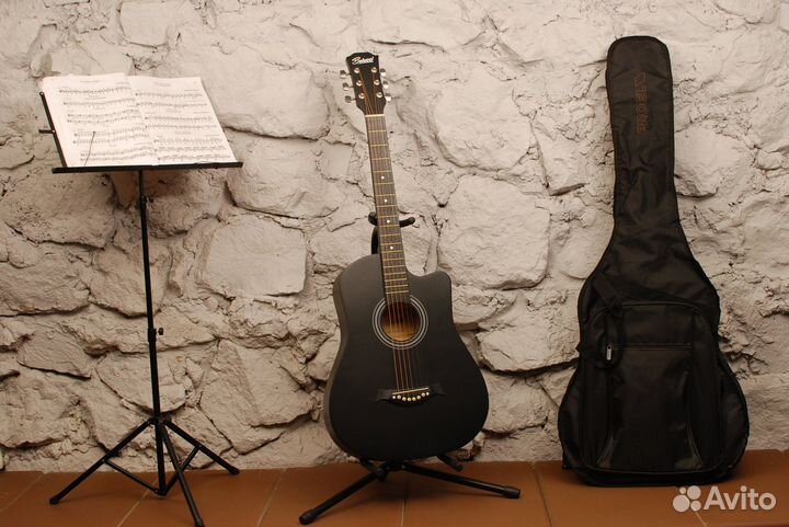 Акустическая гитара + Аксессуар