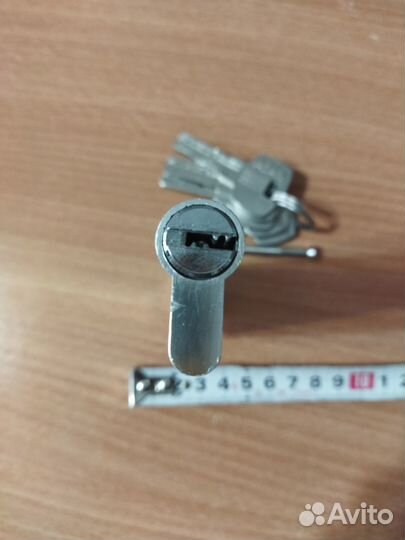 Личинка замка 50х50