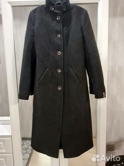 Пальто. 90% шерсти