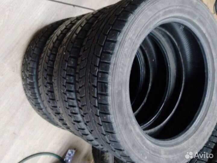 Dunlop SP Winter Ice 07 225/60 R18 104T