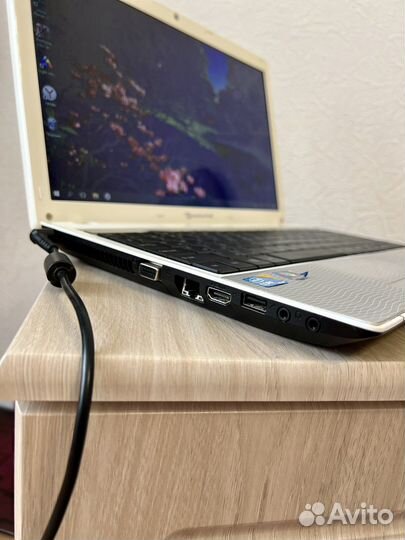 Ноутбук Packard Bell на i5/4 ядра