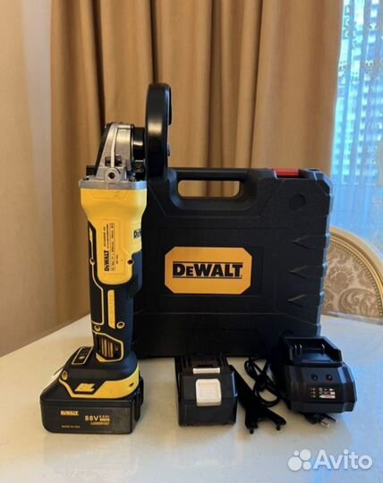 Уши аккумуляторная болгарка dewalt 125 мм