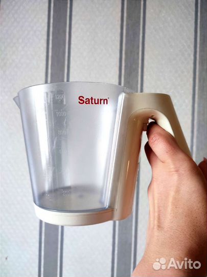 Весы кухонные Saturn бу