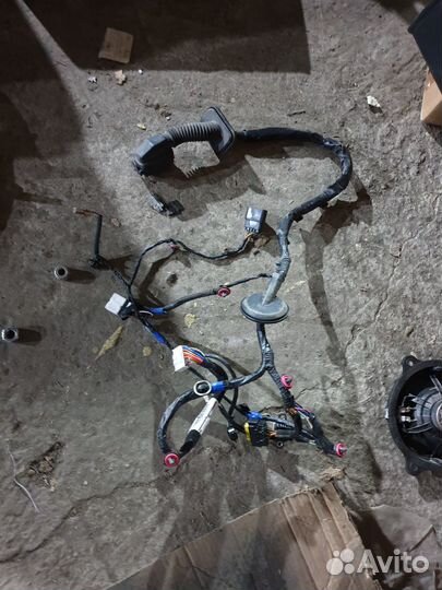 Проводка передней левой двери Kia Sorento 2