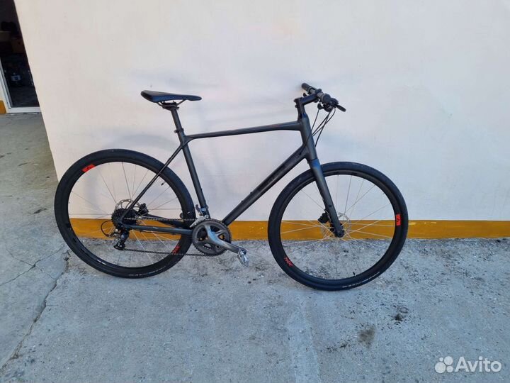 Велосипед гибрид Cube SL road