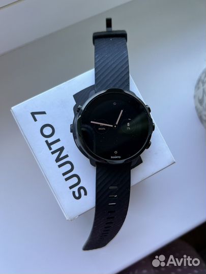 Часы suunto 7