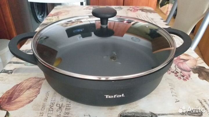 Сковорода (сотейник) Tefal 28 мм