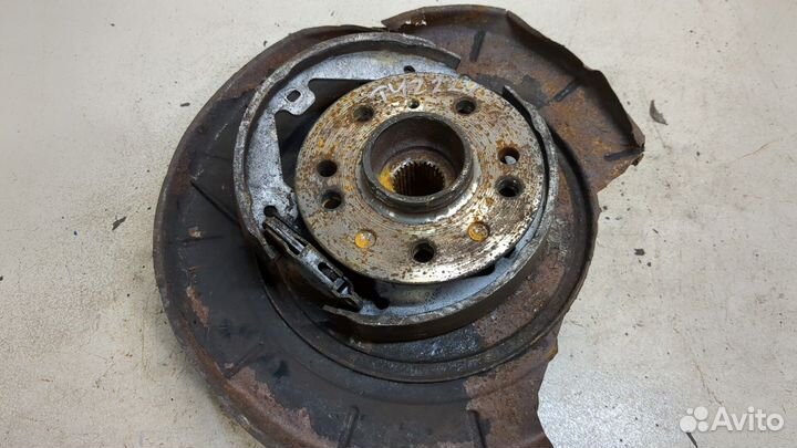 Ступица (кулак, цапфа) левая задняя Mercedes ML W164