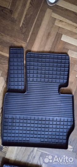Автомобильные коврики ворсовые