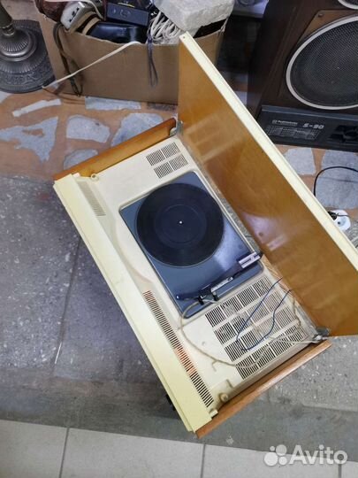 Радиола Ламповая 