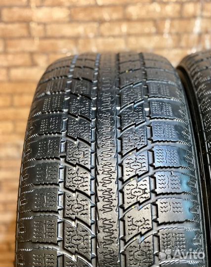Toyo Observe GSi-5 235/55 R20