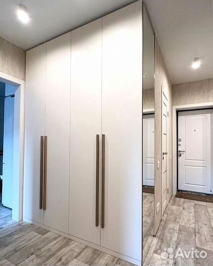 Встроенный шкаф