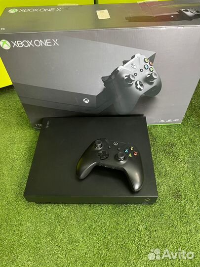 Игровая консоль Xbox ONE X 1TB (102251)(12а/2)