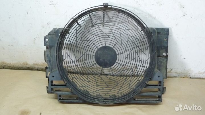 Диффузор рентилятора Бмв Х5 Е53