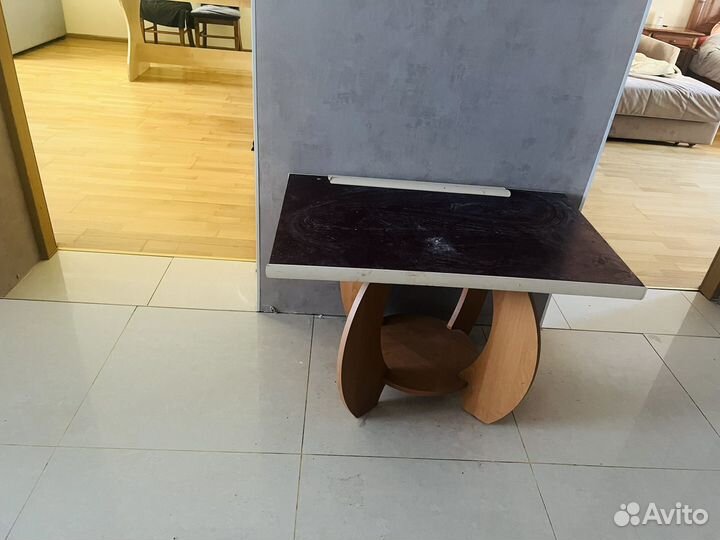 Журнальный столик бу