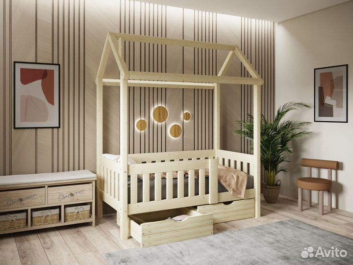 Кровать домик деревянная