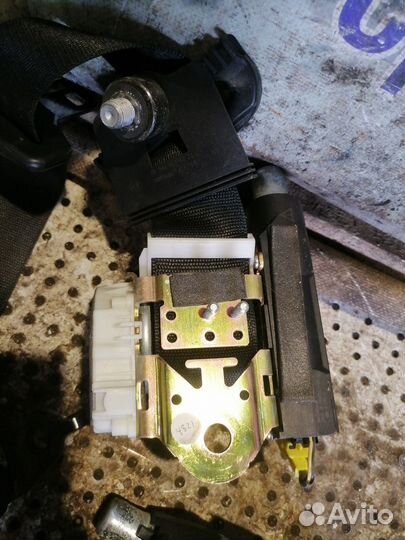 Ремень безопасности Mercedes-Benz M-класс