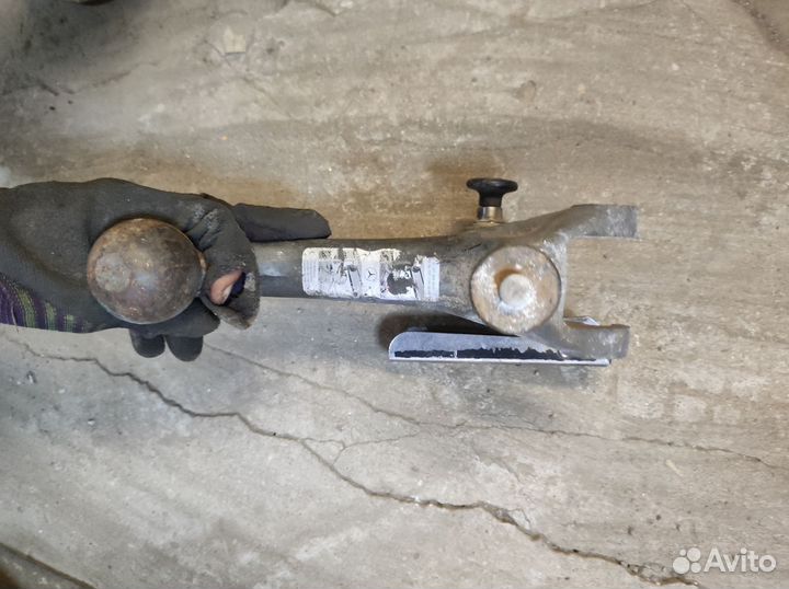 Фаркоп Mercedes