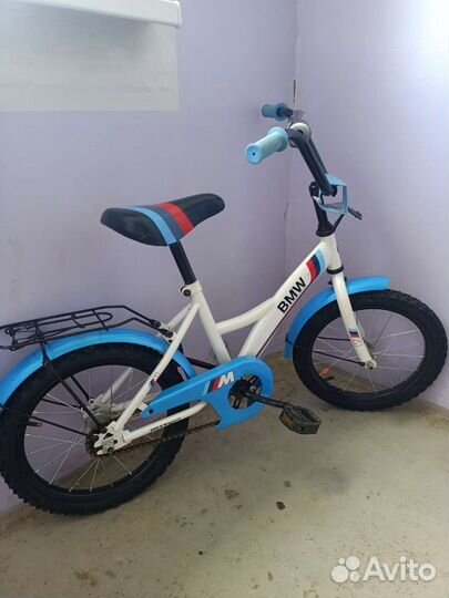 Детский велосипед бмв