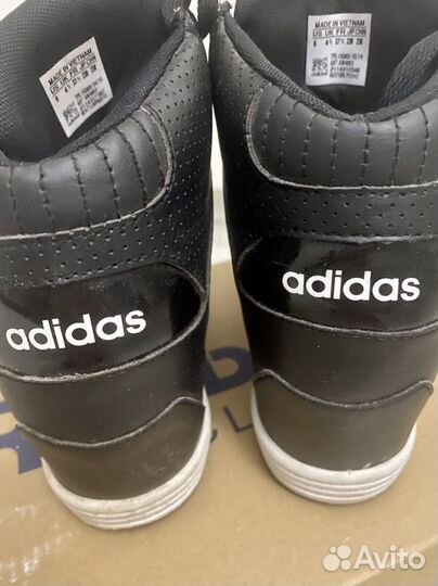 Кроссовки adidas