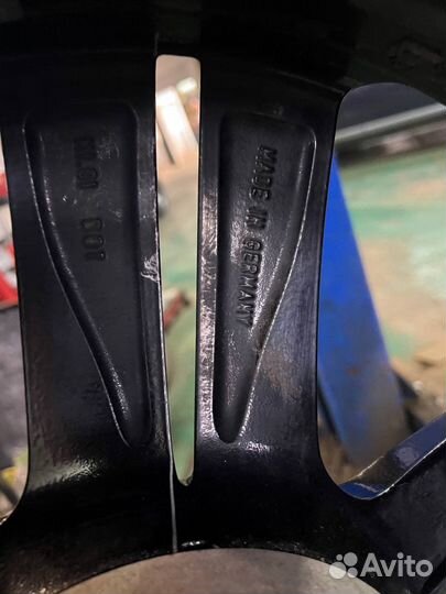 Оригинальные диски VW Tooureg r20 Mallory