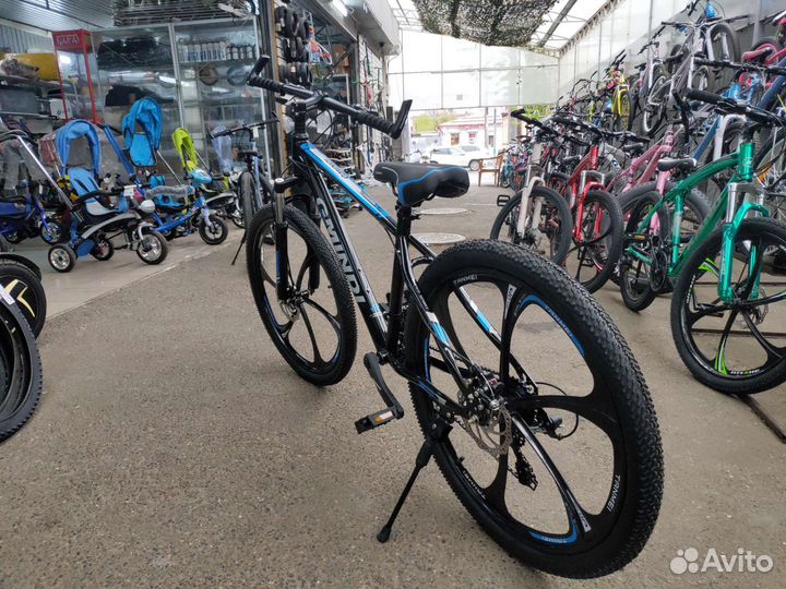 Велосипед на литых дисках 26