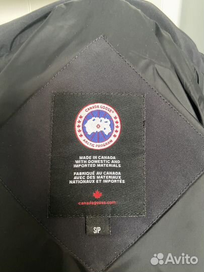 Пуховик Canada goose Mystique