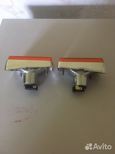 Передние Поворотники (Л+П) на ваз 21011-21013