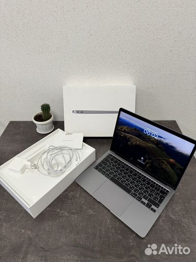 Apple MacBook Air 13 M1 16\512GB 47циклов