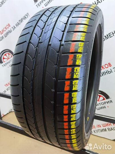 Goodyear EfficientGrip 275/40 R19