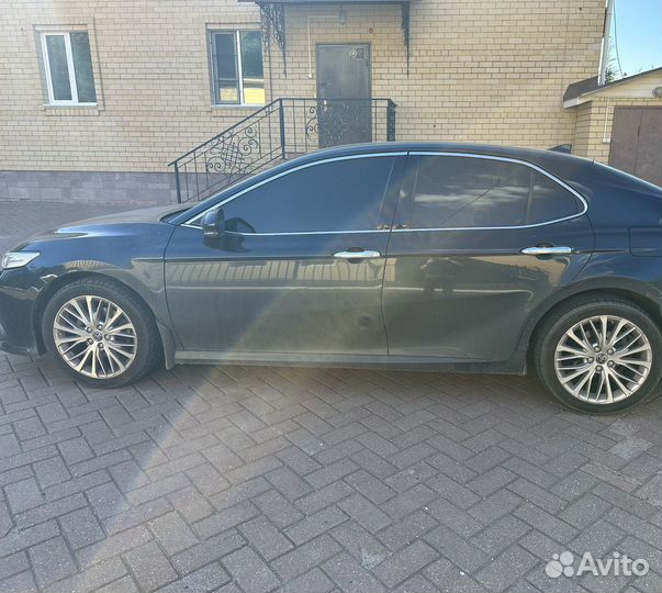 Toyota Camry 2.5 AT, 2018, битый, 126 739 км