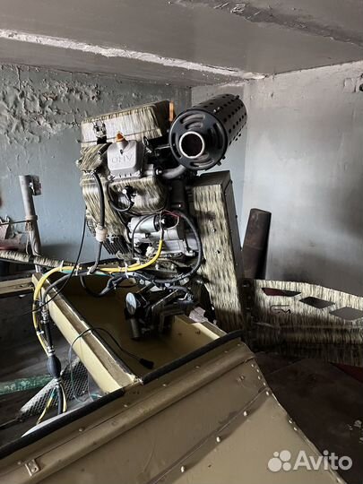 Продаю мотор болотоход 30 сил