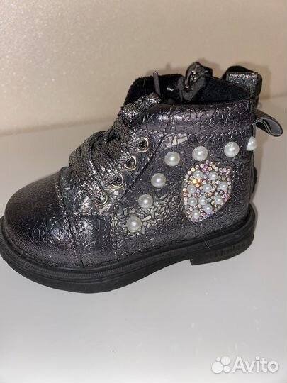Ботинки для девочки 22