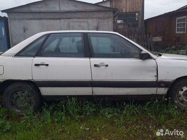 Audi 100 1.8 MT, 1986, битый, 961 280 км с пробегом, цена 85000 руб.