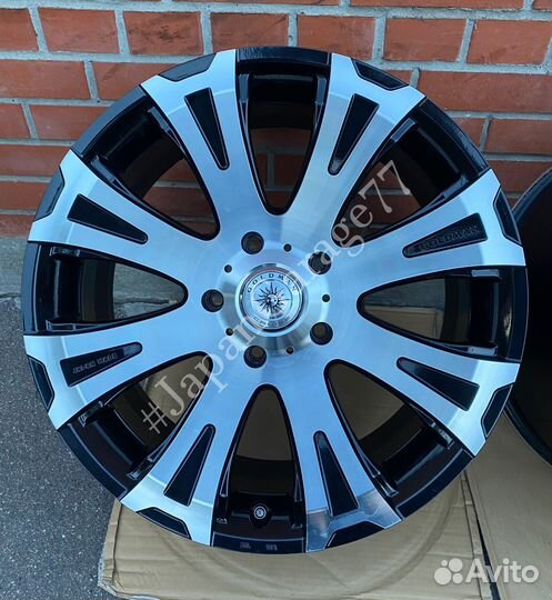 Япония Crimson 22