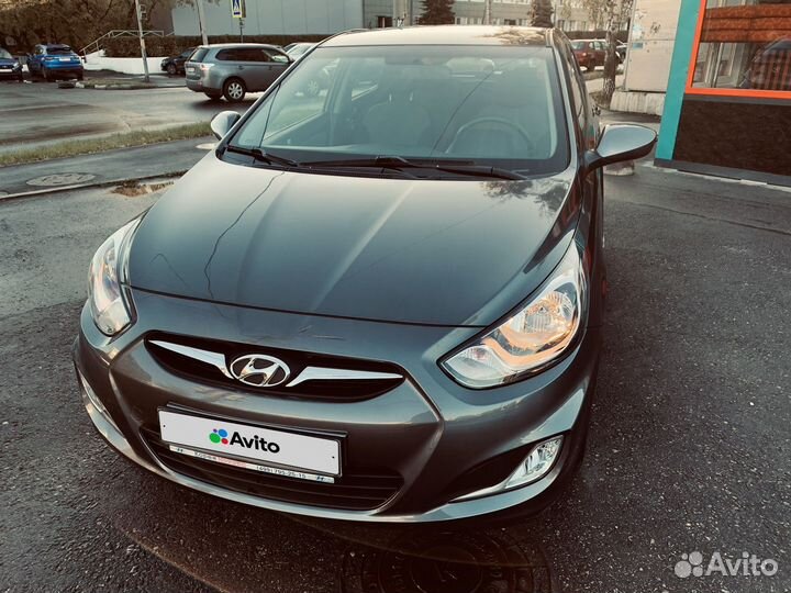Hyundai Solaris 1.6 AT, 2013, 26 800 км
