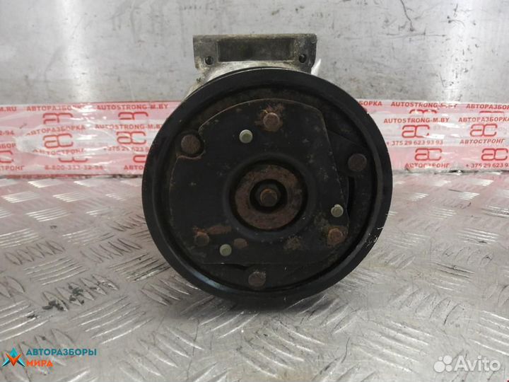 Компрессор кондиционера Renault Megane рест. 1999