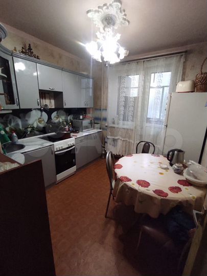 3-к. квартира, 65 м², 3/14 эт.