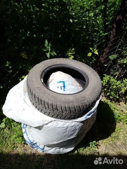 Maxxis ArcticTrekker NP3 175/70 R13 82T