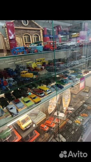 Масштабные модели автомобилей 1 43