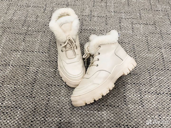 Ботинки женские зимние 39 размера