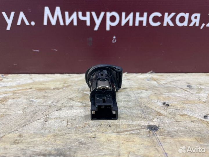 Розетка LADA X-Ray