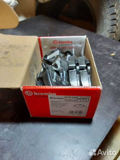 Тормозные колодки передние Mercedes Sprinter 901-9