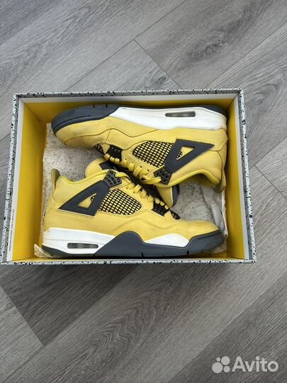 Jordan 4 lighting