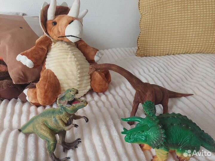 Динозавры игрушки+ рюкзак
