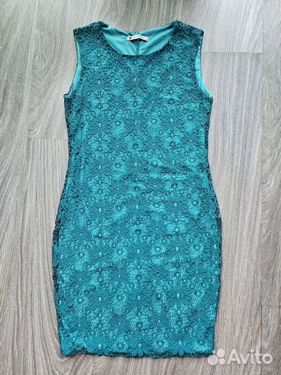 Платье изумрудное